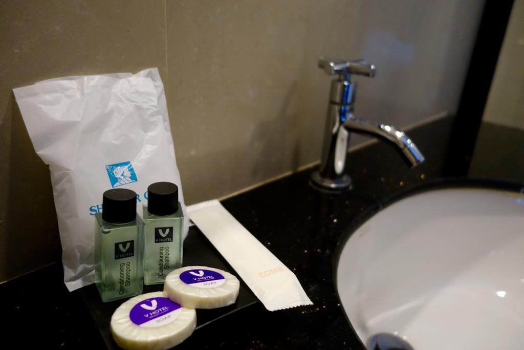 V Hotel Ubon Ratchathani Luaran gambar