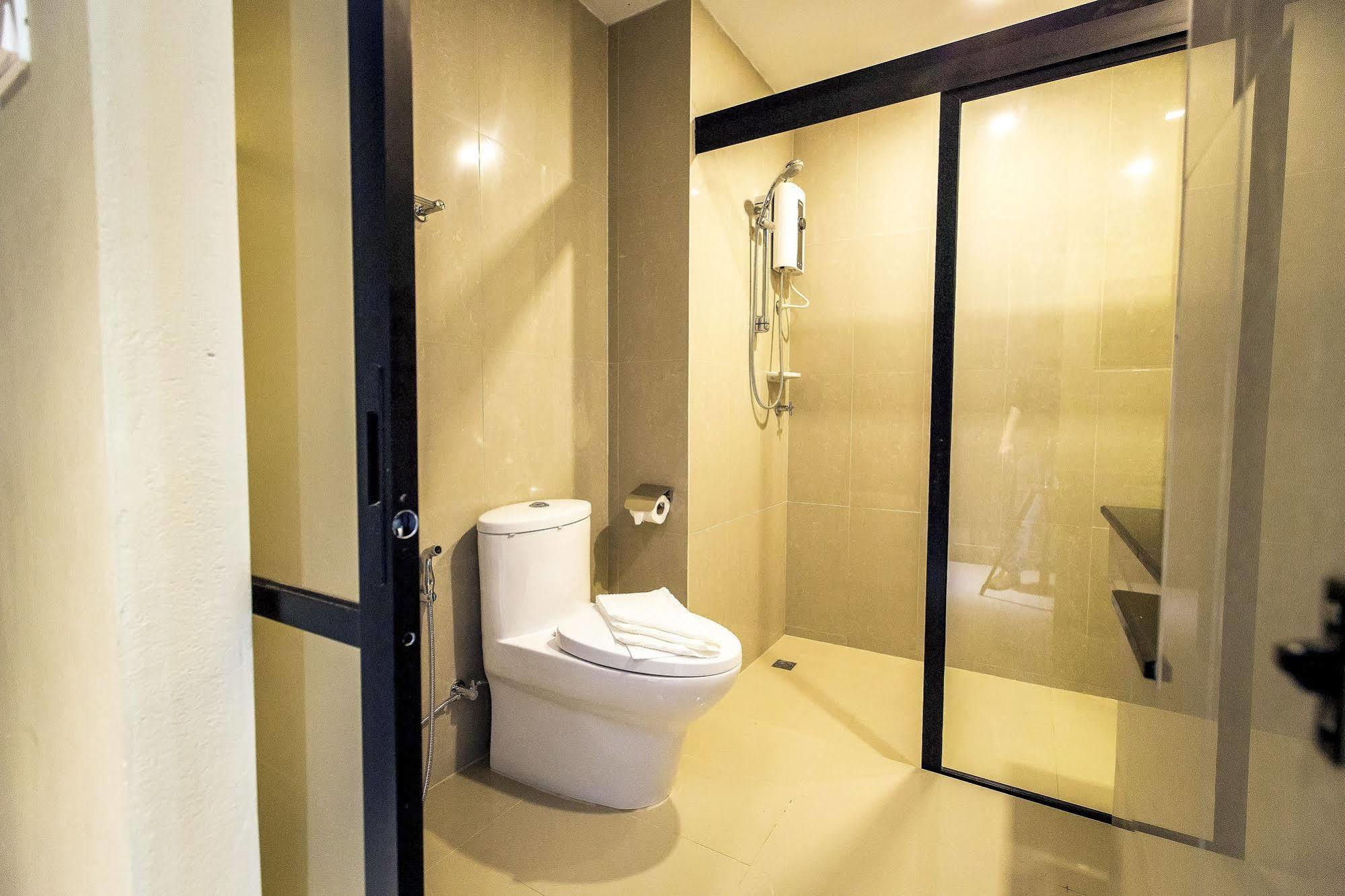 V Hotel Ubon Ratchathani Luaran gambar
